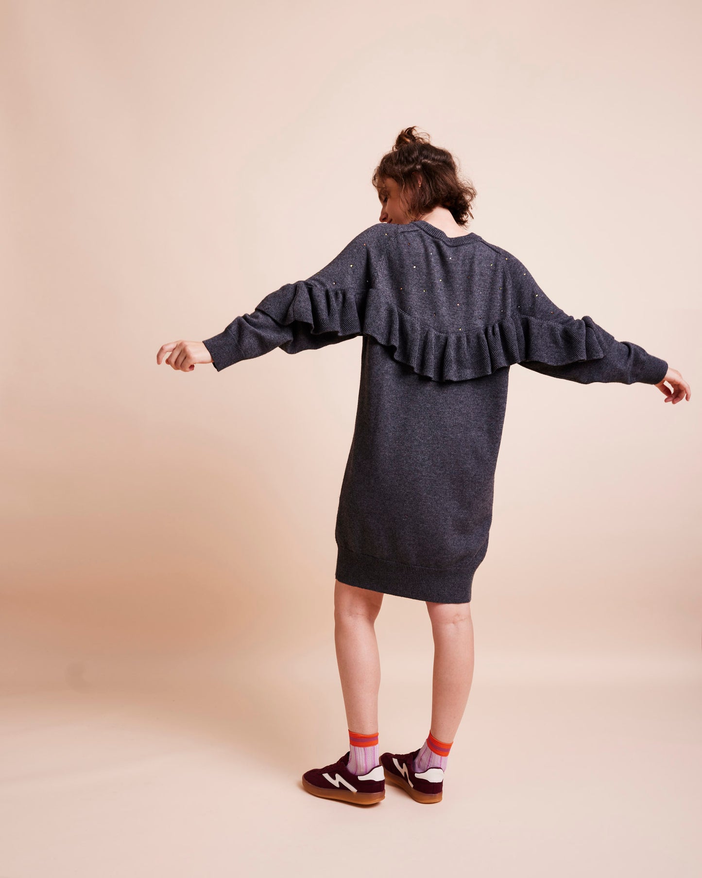 DROPPED RUFFLE DRESS